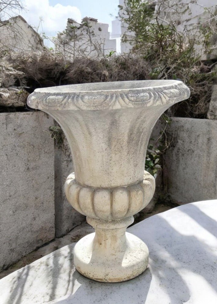 Vase Médicis en pierre reconstituée, datant des années 1950/1960 - Ethic Atelier